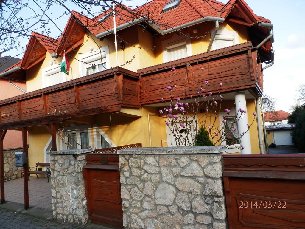 Zsuzsanna Ház Hotel Hévíz Quarto foto